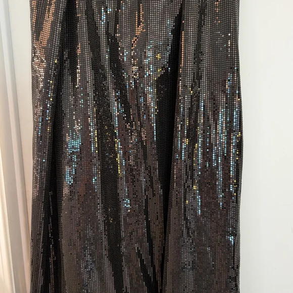 Black Sequin Maxi Skirt - Picture 6 of 11